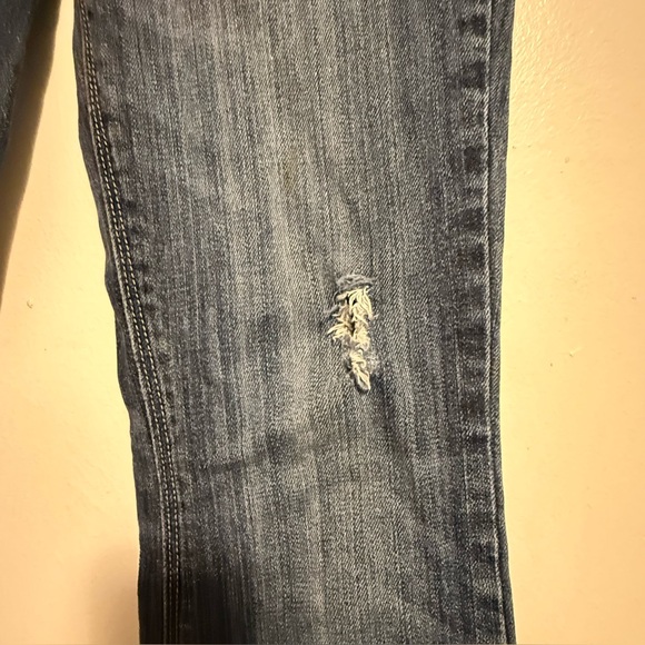 American Eagle Women's Blue Distressed Jeans Size 4 XLong Double Button Flared - Picture 12 of 16